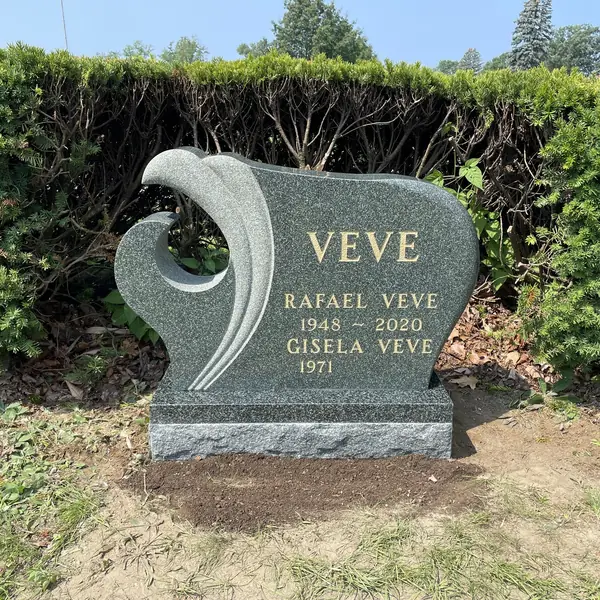 Classic upright granite monument — example 125